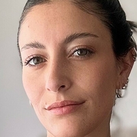 а.агус Голая