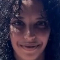 Агнес Брихта Голая