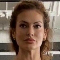 Айна Вар Голая