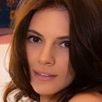 Александрина Голая