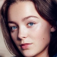 Амалия Холм Голая