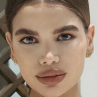 Энгги Лотито Голая