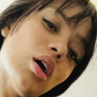 Энджимаккуин Голая
