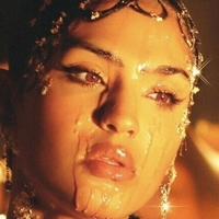 Анийахалбино Голая