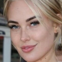 Анна Лоре Дана Голая