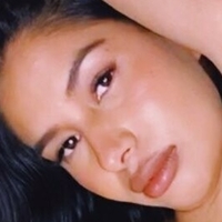 Эйприл Сантос Голая