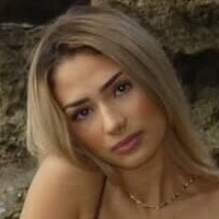 Ариана Руис Голая