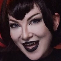 ашлиннедае Голая