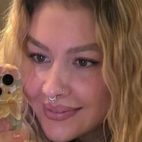 Аваа Линн Голая