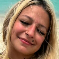 Белла Тик Голая