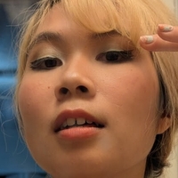 Бесси Кью Голая