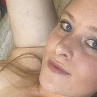 Брианназлов Голая