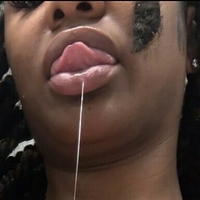 Чампайн.е Голая