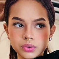 Чейла Коллинз Голая