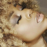 Чидера Эггеруэ Голая