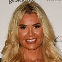 Кристин МакГиннес Голая