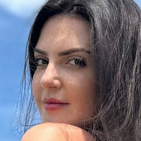 КларкЛиттл Голая