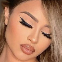 Клаудиамолина.а Голая