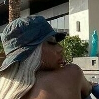 Клермон Голая