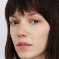 Корри Лежуван Голая