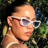 Кёрлиджулз Голая