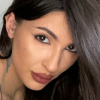 Дебби Хенджес Голая