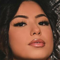 Делулу4ю Голая