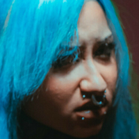 делюкссеблю Голая