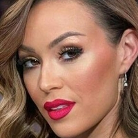 Дора Пантели Голая