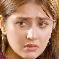 Дур Э Фишан Голая