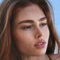 Иден Шанель Голая