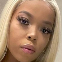 Элизабет Робинсон Голая