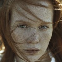 Элизабет Киннир Голая