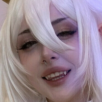 Элличии Голая