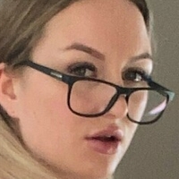 Эм Официальный Голая