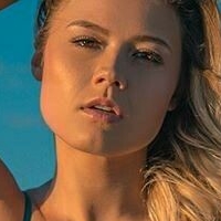 Эрин Николь Голая