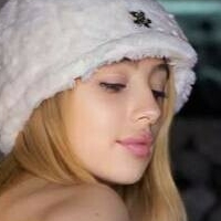 Ева Энчантинг Голая