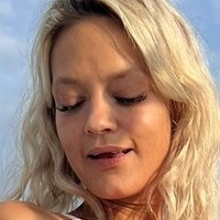 Джина Жаклин Голая