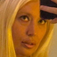 готбимбо.jpg Голая