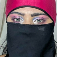 Халима Салех Голая