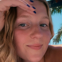 Ханна Ханеберг Голая