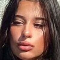 Ханна Зози Голая