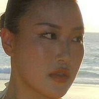 Хенниссан Голая