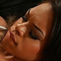 Холли Хейс Голая