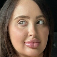 Ицилия Биллионс Голая