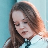 Игги Калифа Голая