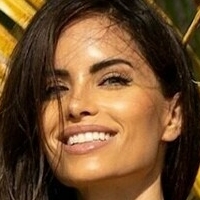 джаласуе Голая