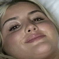 Яна Джеймс Голая