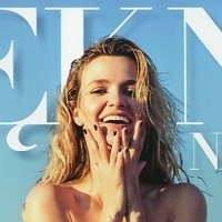 Йоанна Короневска Голая