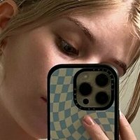 Кайлайсноуфеймус Голая